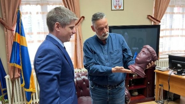 ШПИЈУНКА: Историја и глава - шта је Арно Гујон радио у Зајечару ШПИЈУНКА: Историја и глава - шта је Арно Гујон радио у Зајечару