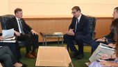 ВУЧИЋ О РАЗГОВОРУ СА САЛИВЕНОМ: Један од најзначајнијих сусрета, веома отворен и искрен ВУЧИЋ О РАЗГОВОРУ СА САЛИВЕНОМ: Један од најзначајнијих сусрета, веома отворен и искрен