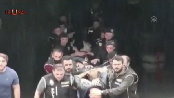 ФОТОГРАФИЈЕ ЛАЖНИХ ПАСОША УБИЦА ЈОВАНА ВУКОТИЋА: Представљали се као држављани Украјине, Италије, Црне Горе... (ФОТО) ФОТОГРАФИЈЕ ЛАЖНИХ ПАСОША УБИЦА ЈОВАНА ВУКОТИЋА: Представљали се као држављани Украјине, Италије, Црне Горе... (ФОТО)