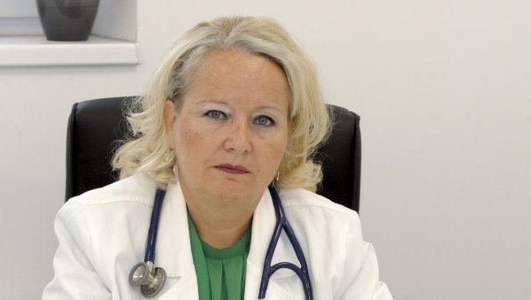 КОЛЕКТИВНИ ИМУНИТЕТ НИЈЕ НАМ УОПШТЕ ЛОШ: Татјана Аџић Вукичевић директорка ковид-болнице у Батајници - ближи се крај пандемије КОЛЕКТИВНИ ИМУНИТЕТ НИЈЕ НАМ УОПШТЕ ЛОШ: Татјана Аџић Вукичевић директорка ковид-болнице у Батајници - ближи се крај пандемије