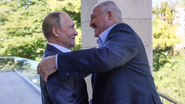 РАЗГОВОР ДВА ПРИЈАТЕЉА: Путин честитао рођендан Лукашенку РАЗГОВОР ДВА ПРИЈАТЕЉА: Путин честитао рођендан Лукашенку