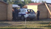 UKRAO NOVAC IZ KAFANE I DVE LOVAČKE PUŠKE: Uhapšen razbojnik u Zrenjaninu UKRAO NOVAC IZ KAFANE I DVE LOVAČKE PUŠKE: Uhapšen razbojnik u Zrenjaninu