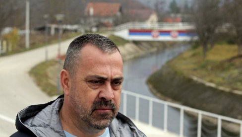 NAŠA DECA ŽIVE SA STRAHOM OD ROSU Vulovi: Život se u Zubinom Potoku ne odvija normalno, napeto je NAŠA DECA ŽIVE SA STRAHOM OD ROSU Vulovi: Život se u Zubinom Potoku ne odvija normalno, napeto je