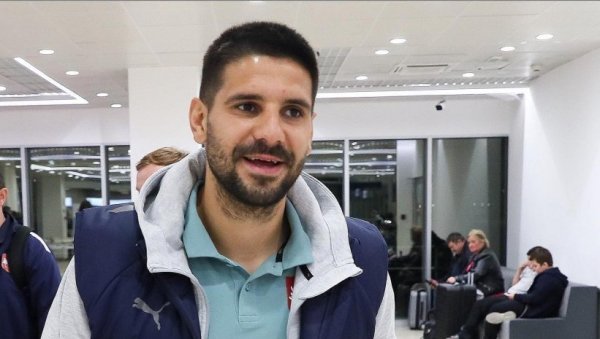 АЛЕКСАНДАР МИТРОВИЋ РАЗНЕЖИО СВЕ(Т): Ова сцена из куће српског голгетера је одушевила многе (ВИДЕО) АЛЕКСАНДАР МИТРОВИЋ РАЗНЕЖИО СВЕ(Т): Ова сцена из куће српског голгетера је одушевила многе (ВИДЕО)
