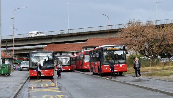 КАРТЕ ДА ПРОДАЈЕ ГСП: Синдикат највећег престоничког превозника негодује због оснивања новог предузећа КАРТЕ ДА ПРОДАЈЕ ГСП: Синдикат највећег престоничког превозника негодује због оснивања новог предузећа