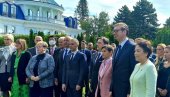 VUČIĆ NA PRIJEMU U KINESKOJ AMBASADI: Ponosan sam na naše prijateljstvo (FOTO) VUČIĆ NA PRIJEMU U KINESKOJ AMBASADI: Ponosan sam na naše prijateljstvo (FOTO)