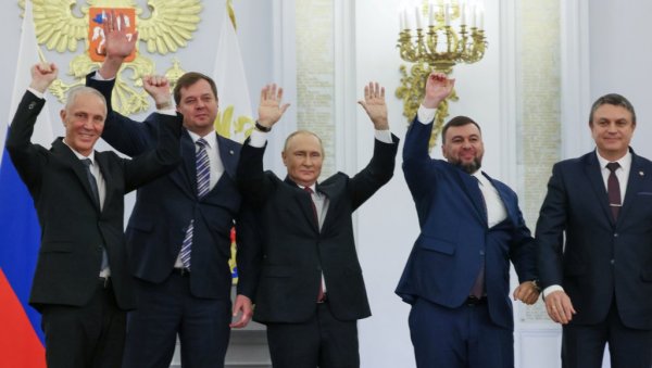 ПУТИН ПОРУЧУЈЕ: Штитимо Русију свим средствима, Москва спремна на преговоре са Украјином, али о четири нове територије разговора више нема ПУТИН ПОРУЧУЈЕ: Штитимо Русију свим средствима, Москва спремна на преговоре са Украјином, али о четири нове територије разговора више нема