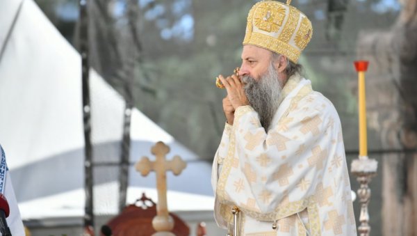 СРБИЈА ДОБИЛА ЈОШ ЈЕДНОГ СВЕТИТЕЉА: Патријарх Порфирије канонизовао владику Иринеја Ћирића (ФОТО/ВИДЕО) СРБИЈА ДОБИЛА ЈОШ ЈЕДНОГ СВЕТИТЕЉА: Патријарх Порфирије канонизовао владику Иринеја Ћирића (ФОТО/ВИДЕО)