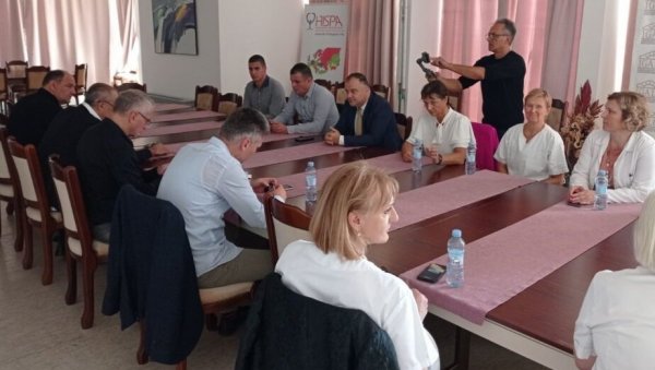 ПРОБЛЕМ ДА РЕШАВА ДРЖАВА: Спречен покушај смене в. д. директора Института Игало ПРОБЛЕМ ДА РЕШАВА ДРЖАВА: Спречен покушај смене в. д. директора Института Игало