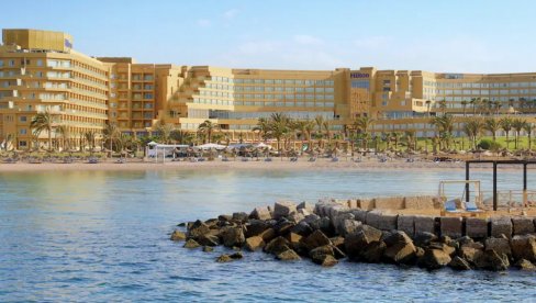 NA IZUZETNO LEPOJ PEŠČANOJ PLAŽI: Nedavno potpuno renoviran hotel iz poznatog svetskog lanca Hilton NA IZUZETNO LEPOJ PEŠČANOJ PLAŽI: Nedavno potpuno renoviran hotel iz poznatog svetskog lanca Hilton