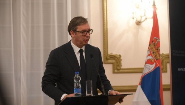 ВУЧИЋ ПОРУЧИО: Пред нама је најтежи период, тежи од деведесетих - морамо да сачувамо и леву и десну обалу Дунава, за себе, за свој народ ВУЧИЋ ПОРУЧИО: Пред нама је најтежи период, тежи од деведесетих - морамо да сачувамо и леву и десну обалу Дунава, за себе, за свој народ