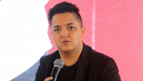 MARIJA ŠERIFOVIĆ OTKRILA ZAŠTO JE NAPUSTILA BINU U ZENICI: Detalji skandala u novogodišnjoj noći MARIJA ŠERIFOVIĆ OTKRILA ZAŠTO JE NAPUSTILA BINU U ZENICI: Detalji skandala u novogodišnjoj noći