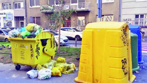 ZAGREPČANIMA GLOBA ZA OTPAD - DESET EVRA: Građane hrvatske prestonice brine novi sistem koji su svečano promovisale nove gradske vlasti ZAGREPČANIMA GLOBA ZA OTPAD - DESET EVRA: Građane hrvatske prestonice brine novi sistem koji su svečano promovisale nove gradske vlasti