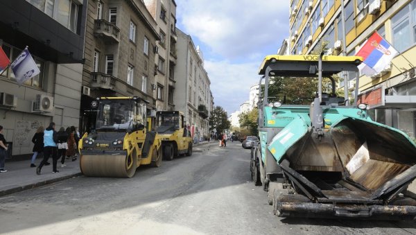 ИЗМЕНЕ ПРЕВОЗА У ПЕТ ОПШТИНА: За викенд најављени бројни радови на градским саобраћајницама ИЗМЕНЕ ПРЕВОЗА У ПЕТ ОПШТИНА: За викенд најављени бројни радови на градским саобраћајницама