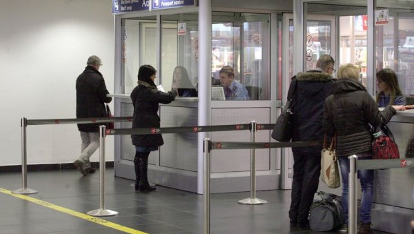 УКИДАЈУ СЕ ВИЗЕ ЗА ПУТНИКЕ ИЗ ВЕНЕЦУЕЛЕ: Неколико промена у визном режиму Србије УКИДАЈУ СЕ ВИЗЕ ЗА ПУТНИКЕ ИЗ ВЕНЕЦУЕЛЕ: Неколико промена у визном режиму Србије