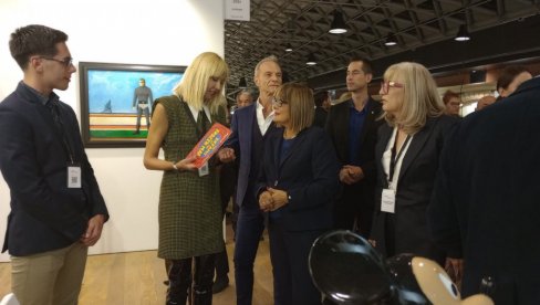 SRPSKI MOST, MAĐARSKI GOST: Ministarka Maja Gojković svečano otvorila međunarodnu smotru Art market u Budimpešti (FOTO) SRPSKI MOST, MAĐARSKI GOST: Ministarka Maja Gojković svečano otvorila međunarodnu smotru Art market u Budimpešti (FOTO)