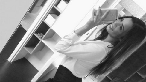 MANEKENKU INTIMNI ODNOSI S TAJKUNOM KOŠTALI ŽIVOTA: Ivana (18) nađena gola na platou zgrade - i supruga bila s moćnikom te noći u Maleziji MANEKENKU INTIMNI ODNOSI S TAJKUNOM KOŠTALI ŽIVOTA: Ivana (18) nađena gola na platou zgrade - i supruga bila s moćnikom te noći u Maleziji