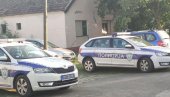 ПАКЕТИЋ ОД 70 ГРАМА КОКАИНА У АУТОМОБИЛУ: Ухапшен осумњичени мушкарац из Борче ПАКЕТИЋ ОД 70 ГРАМА КОКАИНА У АУТОМОБИЛУ: Ухапшен осумњичени мушкарац из Борче