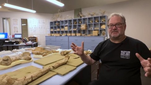DEMONSKO PILE: U Australiji pronađene kosti potencijalno najveće ptice u istoriji planete (FOTO/VIDEO) DEMONSKO PILE: U Australiji pronađene kosti potencijalno najveće ptice u istoriji planete (FOTO/VIDEO)