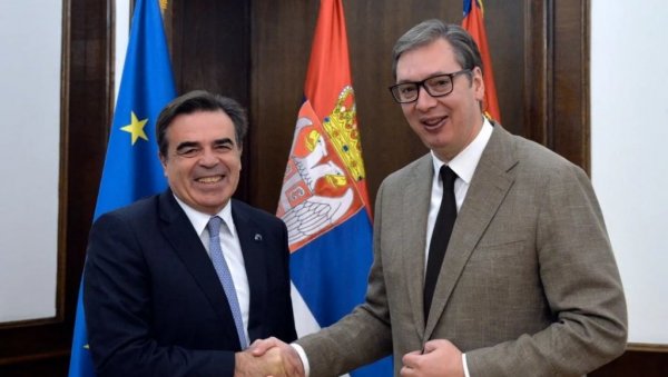 СРБИЈА СЕ ПОКАЗАЛА КАО ПОУЗДАН ПАРТНЕР: Вучић се састао са потпредседником Европске комисије СРБИЈА СЕ ПОКАЗАЛА КАО ПОУЗДАН ПАРТНЕР: Вучић се састао са потпредседником Европске комисије