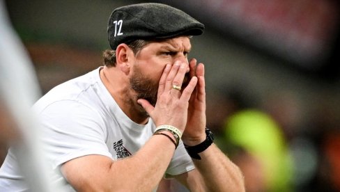 TRENER KELNA NA UDARU KRITIKA: Zamera mu se jedna stvar na meču protiv Partizana TRENER KELNA NA UDARU KRITIKA: Zamera mu se jedna stvar na meču protiv Partizana