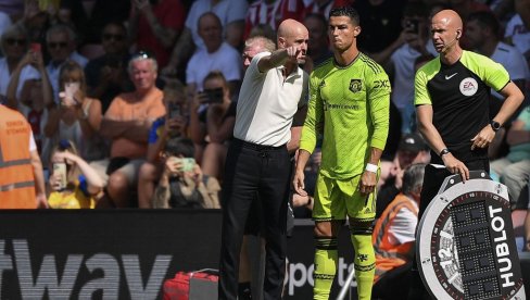 LEGENDA JUNAJTEDA KRITIKOVALA TEN HAGA: Ne razume mentalitet velikih igrača, Ronaldo je bio ljut što je na klupi LEGENDA JUNAJTEDA KRITIKOVALA TEN HAGA: Ne razume mentalitet velikih igrača, Ronaldo je bio ljut što je na klupi