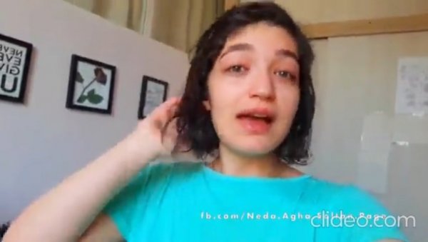 ЈОШ ЈЕДНА ДЕВОЈКА ПРЕМИНУЛА У ИРАНУ: Сумња за убиство пала на снаге безбедности? (ВИДЕО) ЈОШ ЈЕДНА ДЕВОЈКА ПРЕМИНУЛА У ИРАНУ: Сумња за убиство пала на снаге безбедности? (ВИДЕО)