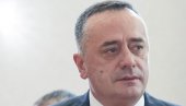 ШПИЈУНКА: Кратак предах Александра Антића уз партију стоног тениса (ФОТО) ШПИЈУНКА: Кратак предах Александра Антића уз партију стоног тениса (ФОТО)
