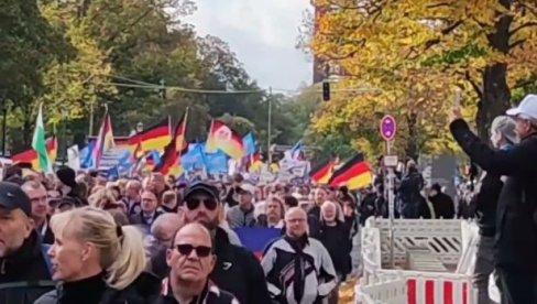 NEMCI BEŽE IZ GRADA NA SELO: Za pridošlice mač sa dve oštrice NEMCI BEŽE IZ GRADA NA SELO: Za pridošlice mač sa dve oštrice