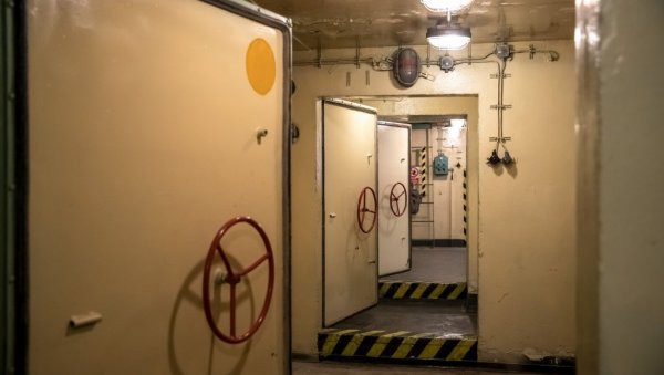 ИЗВЕШТАЈИ О СКЛОНИШТИМА СУ ПОРАЖАВАЈУЋИ: Вучић - Мораћемо у најкраћем року да урадимо велике ствари