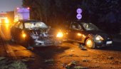 POVREĐENE DVE OSOBE: Saobraćajna nesreća u Miločaju na Ibarskoj magistrali (FOTO) POVREĐENE DVE OSOBE: Saobraćajna nesreća u Miločaju na Ibarskoj magistrali (FOTO)