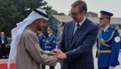 OVDE STE UVEK DOBRODOŠLI: Predsednik Vučić ispratio šeika Mohameda bin Zajeda (FOTO) OVDE STE UVEK DOBRODOŠLI: Predsednik Vučić ispratio šeika Mohameda bin Zajeda (FOTO)