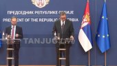 VUČIĆ NAKON SASTANKA SA ŠEFOM DELEGACIJE: Srbija će sa velikom ozbiljnošću i odgovornošću sagledati stavove EU po tom pitanju