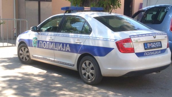 ПРЕТУКАО ЖЕНУ БЕЈЗБОЛ ПАЛИЦОМ: Након напада слао јој узнемирујуће поруке - претио да ће је убити ПРЕТУКАО ЖЕНУ БЕЈЗБОЛ ПАЛИЦОМ: Након напада слао јој узнемирујуће поруке - претио да ће је убити