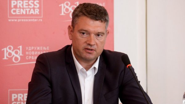 ПОПОВИЋ: Канцеларија за КиМ ће помоћи Србима из Мироча којима је узурпирана имовина ПОПОВИЋ: Канцеларија за КиМ ће помоћи Србима из Мироча којима је узурпирана имовина