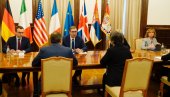 ОЗБИЉНИ И ЗА СРБИЈУ СУШТИНСКИ ВАЖНИ РАЗГОВОРИ Вучић се огласио након састанка са амбасадорима Квинте (ФОТО) ОЗБИЉНИ И ЗА СРБИЈУ СУШТИНСКИ ВАЖНИ РАЗГОВОРИ Вучић се огласио након састанка са амбасадорима Квинте (ФОТО)
