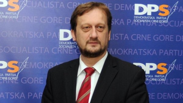 ГАРАНЦИЈЕ ЗА ВРАЋАЊЕ КРЕДИТА ДАЛА ВЛАДА: Рудник угља раскинуо уговор о кредиту за стан Рајка Ковачевића ГАРАНЦИЈЕ ЗА ВРАЋАЊЕ КРЕДИТА ДАЛА ВЛАДА: Рудник угља раскинуо уговор о кредиту за стан Рајка Ковачевића