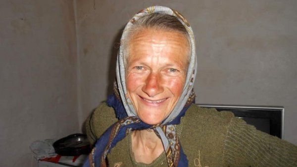 КРЕНУЛА ПО СТОКУ, ПА НЕСТАЛА: Потрага за Смиљом Јањић (66) из околине Врања КРЕНУЛА ПО СТОКУ, ПА НЕСТАЛА: Потрага за Смиљом Јањић (66) из околине Врања