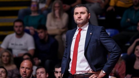 KRAJ ZA JOVANOVIĆA: Zvezda otpustila trenera, čeka se promocija crnogorskog stručnjaka KRAJ ZA JOVANOVIĆA: Zvezda otpustila trenera, čeka se promocija crnogorskog stručnjaka