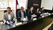 LISTAMA 3,8 MILIONA MESEČNO: Usvojena odluka o raspodeli novca odbornicima u Kraljevu LISTAMA 3,8 MILIONA MESEČNO: Usvojena odluka o raspodeli novca odbornicima u Kraljevu