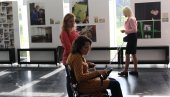 УМЕТНОСТ ПРИСТУПАЧНА СВИМА: Јединствена изложба у Ректорату новосадског Универзитета УМЕТНОСТ ПРИСТУПАЧНА СВИМА: Јединствена изложба у Ректорату новосадског Универзитета