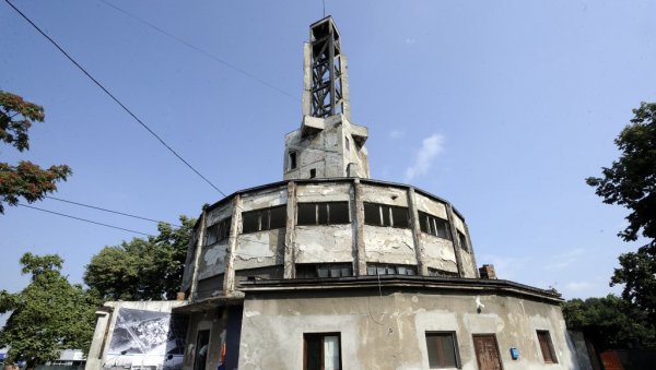 БЕОГРАДСКЕ СТАЗЕ СТРАДАЊА: На мапи будућих школских екскурзија биће и места масовних убистава Јевреја, Рома и Срба у престоници БЕОГРАДСКЕ СТАЗЕ СТРАДАЊА: На мапи будућих школских екскурзија биће и места масовних убистава Јевреја, Рома и Срба у престоници