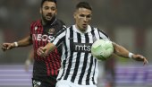 PARTIZAN PERE OBRAZ NAKON DEBAKLA ZA VIKEND: Evropa je crno-belima omiljena scena PARTIZAN PERE OBRAZ NAKON DEBAKLA ZA VIKEND: Evropa je crno-belima omiljena scena