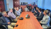 СУСРЕТ ПОБРАТИМА: Угљевик угостио делегације из Словеније и Северне Македоније СУСРЕТ ПОБРАТИМА: Угљевик угостио делегације из Словеније и Северне Македоније