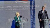 ВУЧИЋ СА УРСУЛОМ ФОН ДЕР ЛАЈЕН: Србија добија 160 милиона евра (ВИДЕО) ВУЧИЋ СА УРСУЛОМ ФОН ДЕР ЛАЈЕН: Србија добија 160 милиона евра (ВИДЕО)