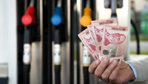 БЕНЗИН ПОЈЕФТИНИО: Ово су нове цене горива у Србији