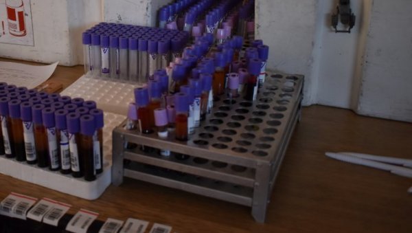 ВАНРЕДНА АКЦИЈА ЗБОГ МАЊКА РЕЗЕРВИ: Апел младима у Кикинди - Будите добровољни даваоци крви ВАНРЕДНА АКЦИЈА ЗБОГ МАЊКА РЕЗЕРВИ: Апел младима у Кикинди - Будите добровољни даваоци крви