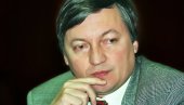ТЕШКО ПОВРЕЂЕН АНАТОЛИЈ КАРПОВ: Руски медији јавили да је славни шахиста у вештачкој коми