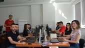 Јесен у бојама нових знања - јесења група практиканата ПМФ-а у м:тел-у Јесен у бојама нових знања - јесења група практиканата ПМФ-а у м:тел-у