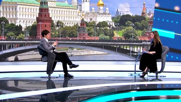 НИСМО НИ ЗА ЈОТУ ПРОМЕНИЛИ МИШЉЕЊЕ Премијерка о притисцима због неувођења санкције Русији НИСМО НИ ЗА ЈОТУ ПРОМЕНИЛИ МИШЉЕЊЕ Премијерка о притисцима због неувођења санкције Русији